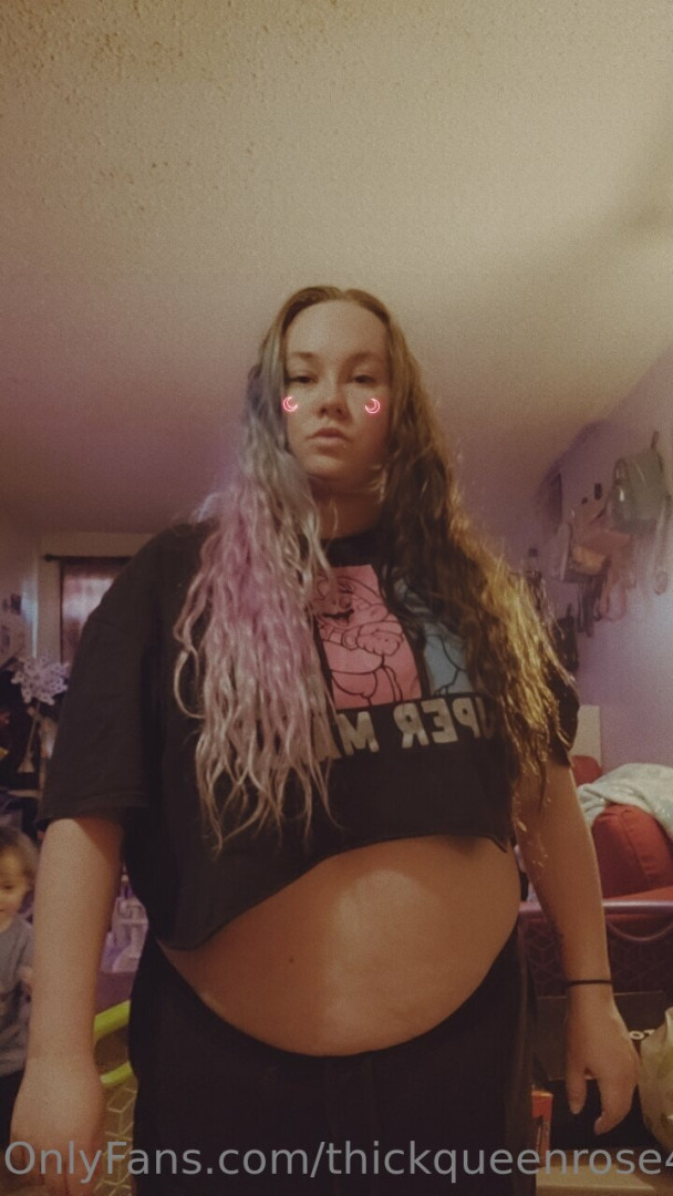 Photo by thickqueenrose420 published on May 16,2023 18:54:44 - BestThots